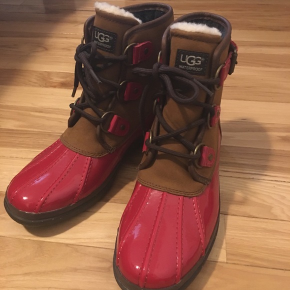 ugg womens duck boots